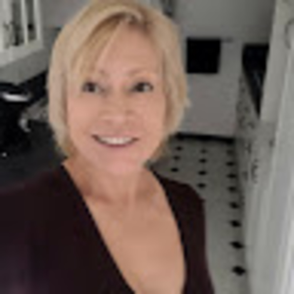 Meet your Posher, Anita